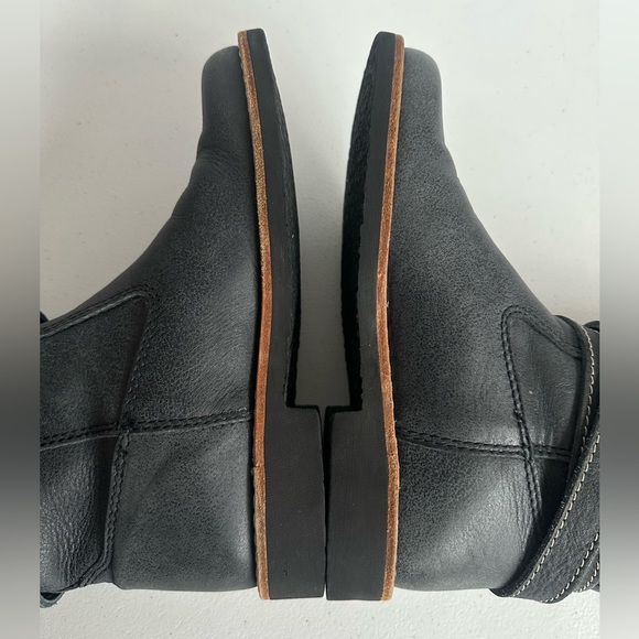 ROOTS. Western Riding Boots Size 6.5L - Picture 10 of 14